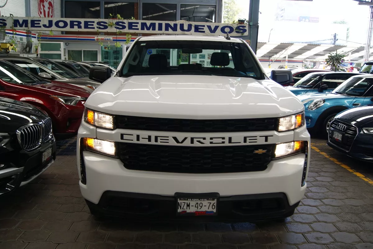 Chevrolet Silverado 4.3 Wt Cab Reg Mt 2021
